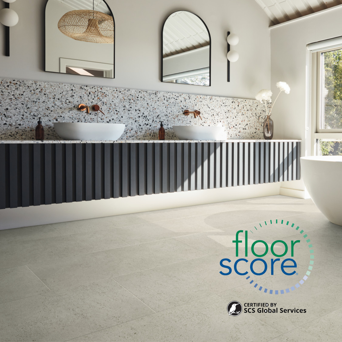 Caliza Classico LM39 | AKT-LM39 in a bathroom with the FloorScore® logo